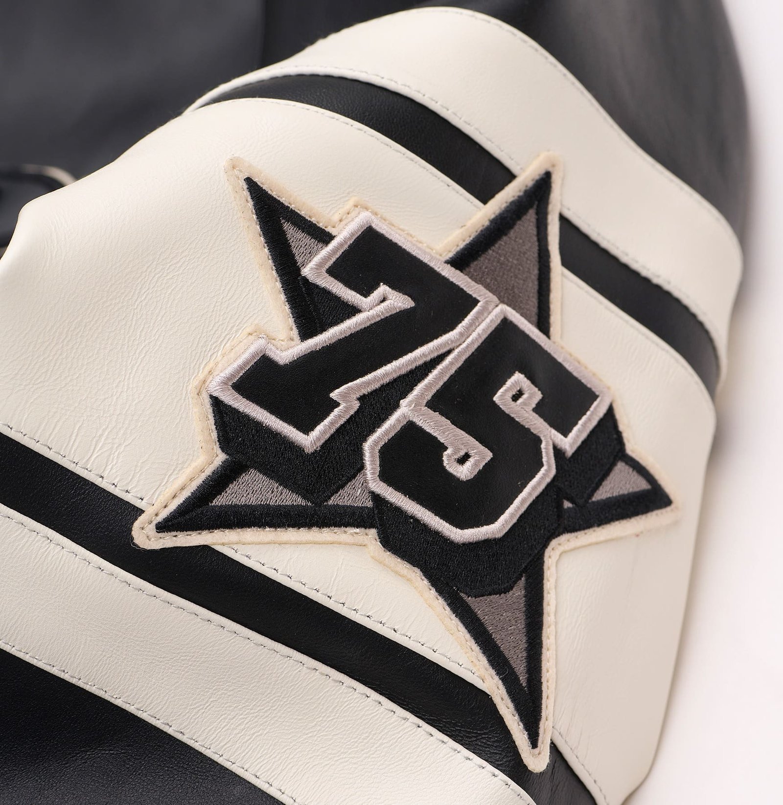 Avirex Bronx USA Leather Jacket - Image 12